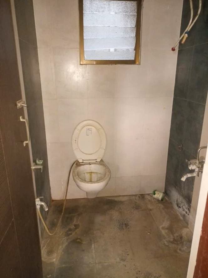 Property Photos 8