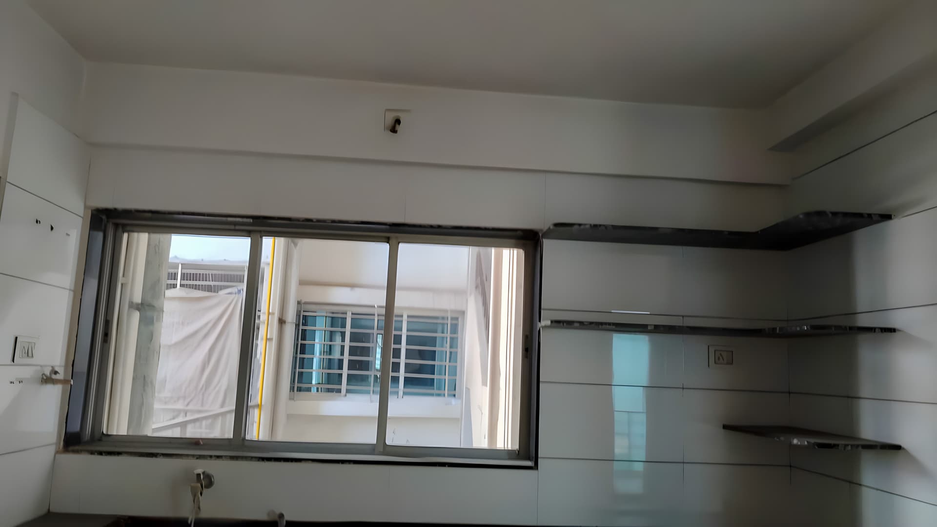 Property Photos 8