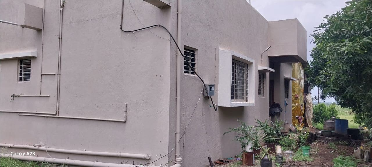 Property Photos 6