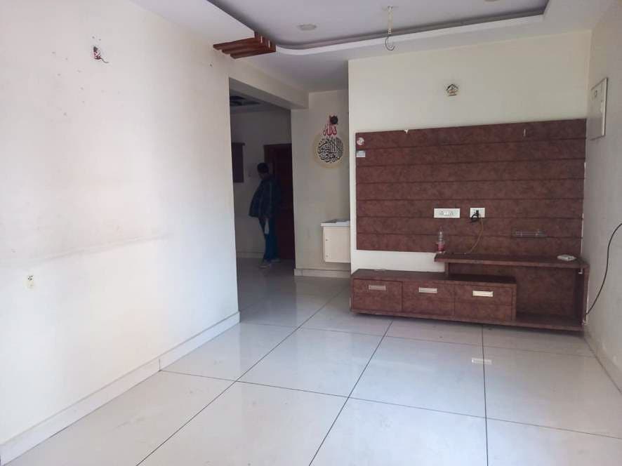 Property Photos 25