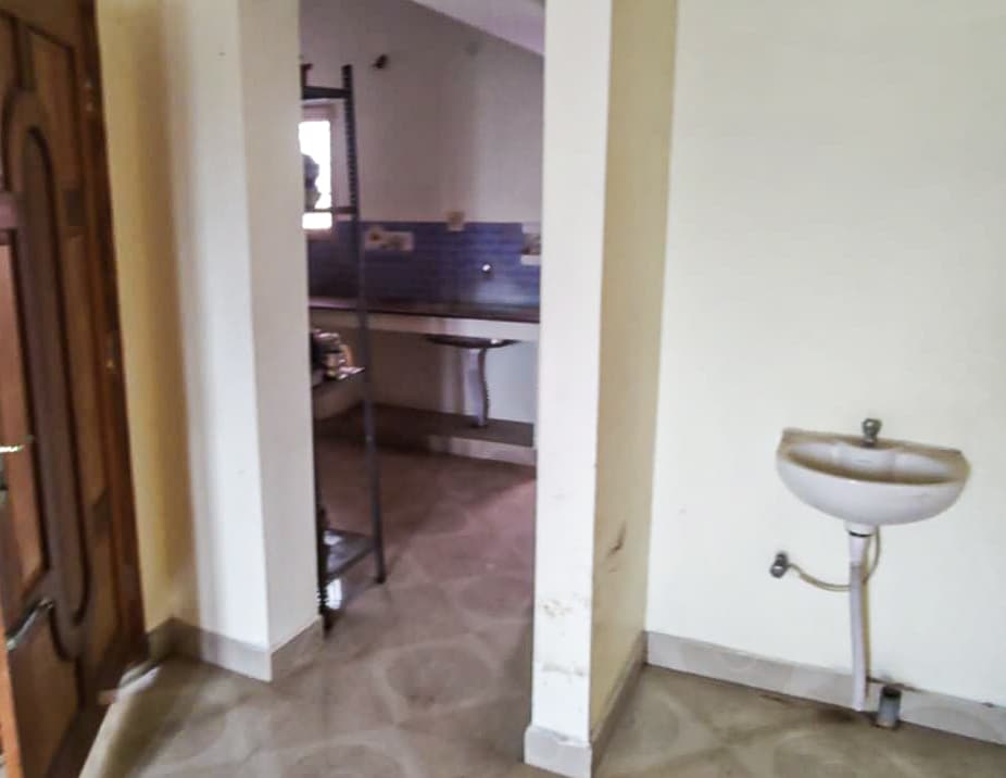 Property Photos 6