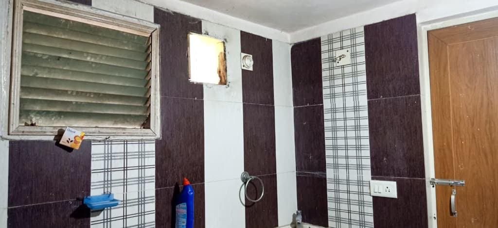 Property Photos 11