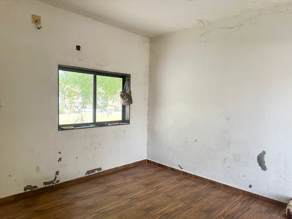 Property Photos 5