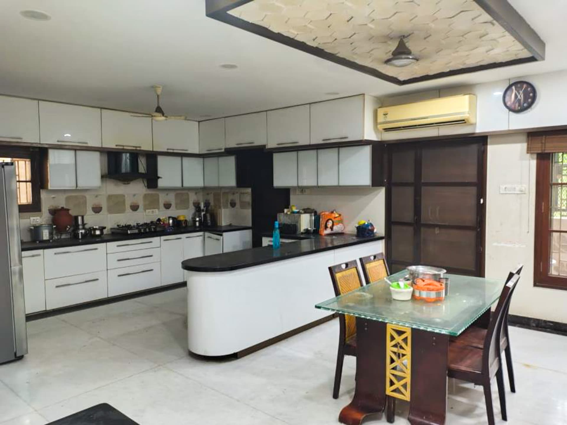Property Photos 8