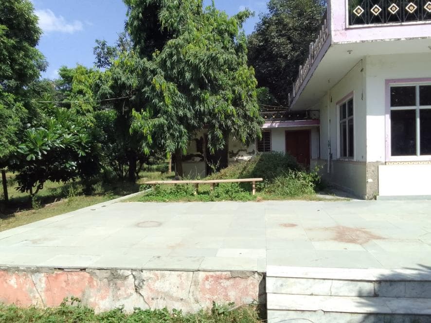 Property Photos 7