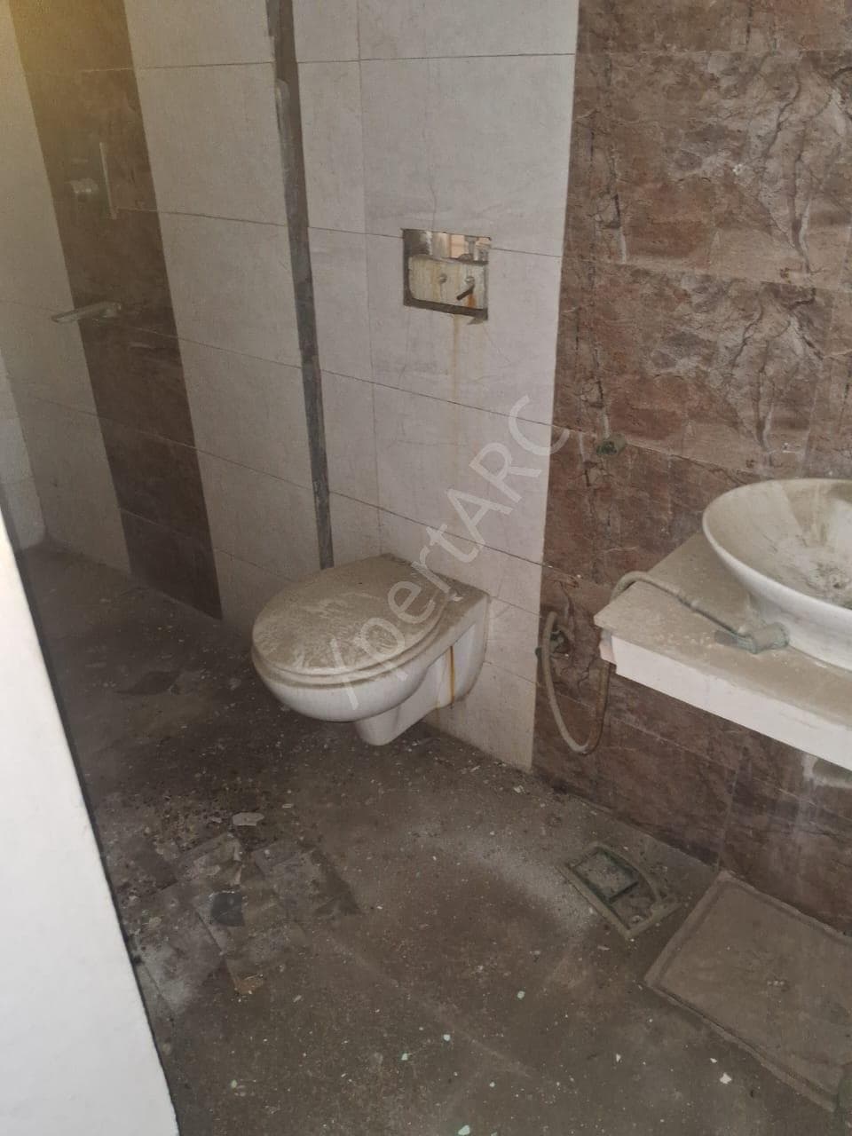 Property Photos 17
