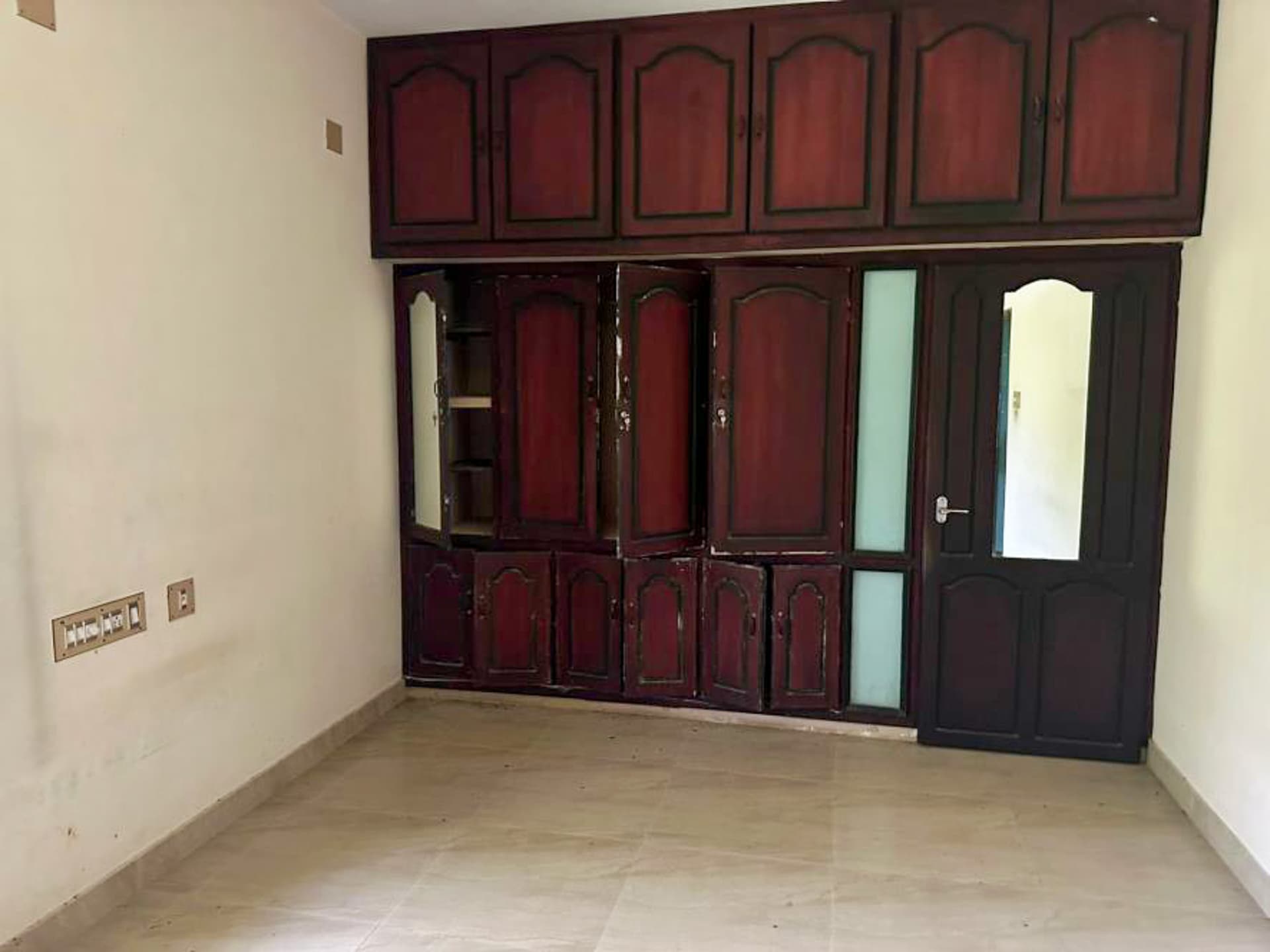 Property Photos 11