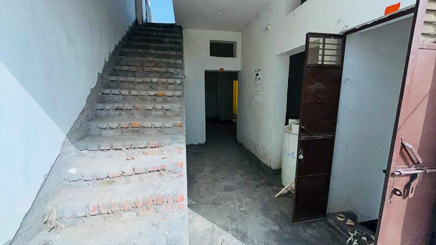 Property Photos 11