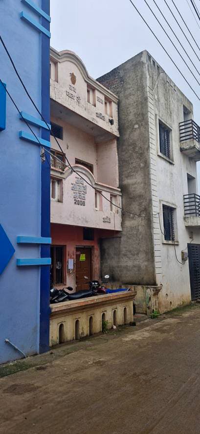 Property Photos 6
