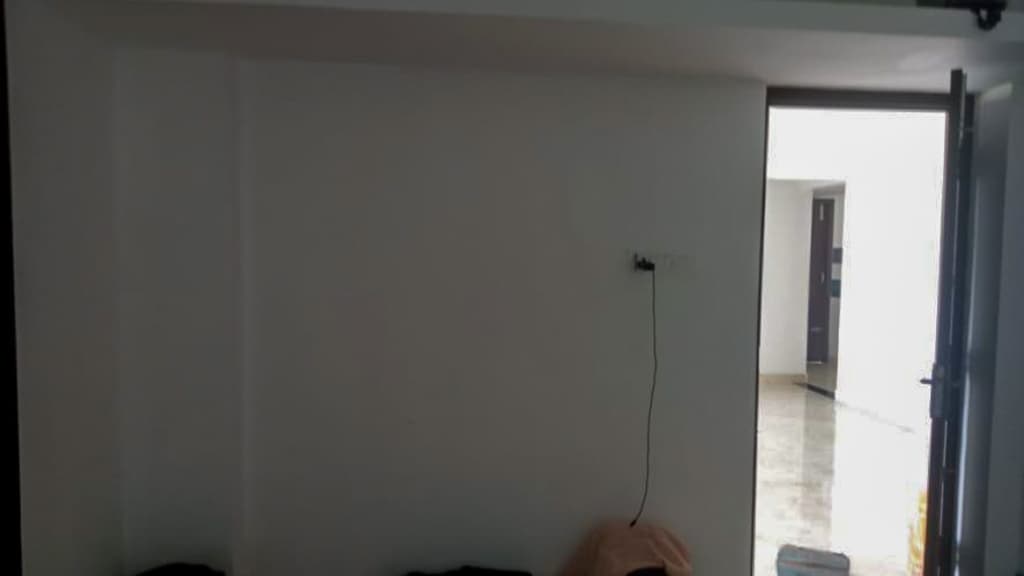 Property Photos 9