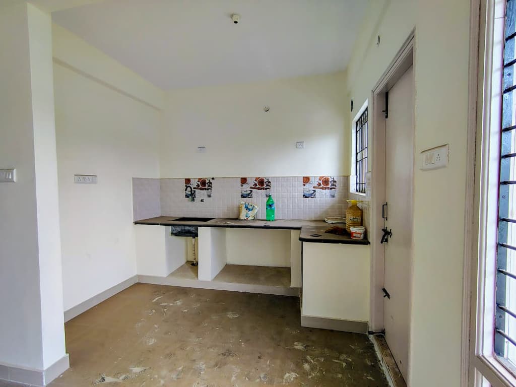Property Photos 14