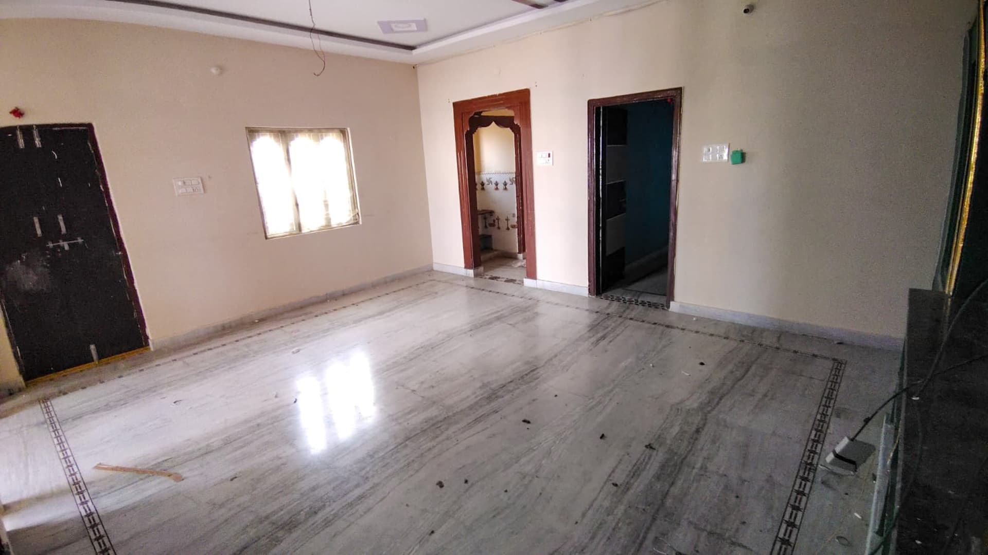 Property Photos 9