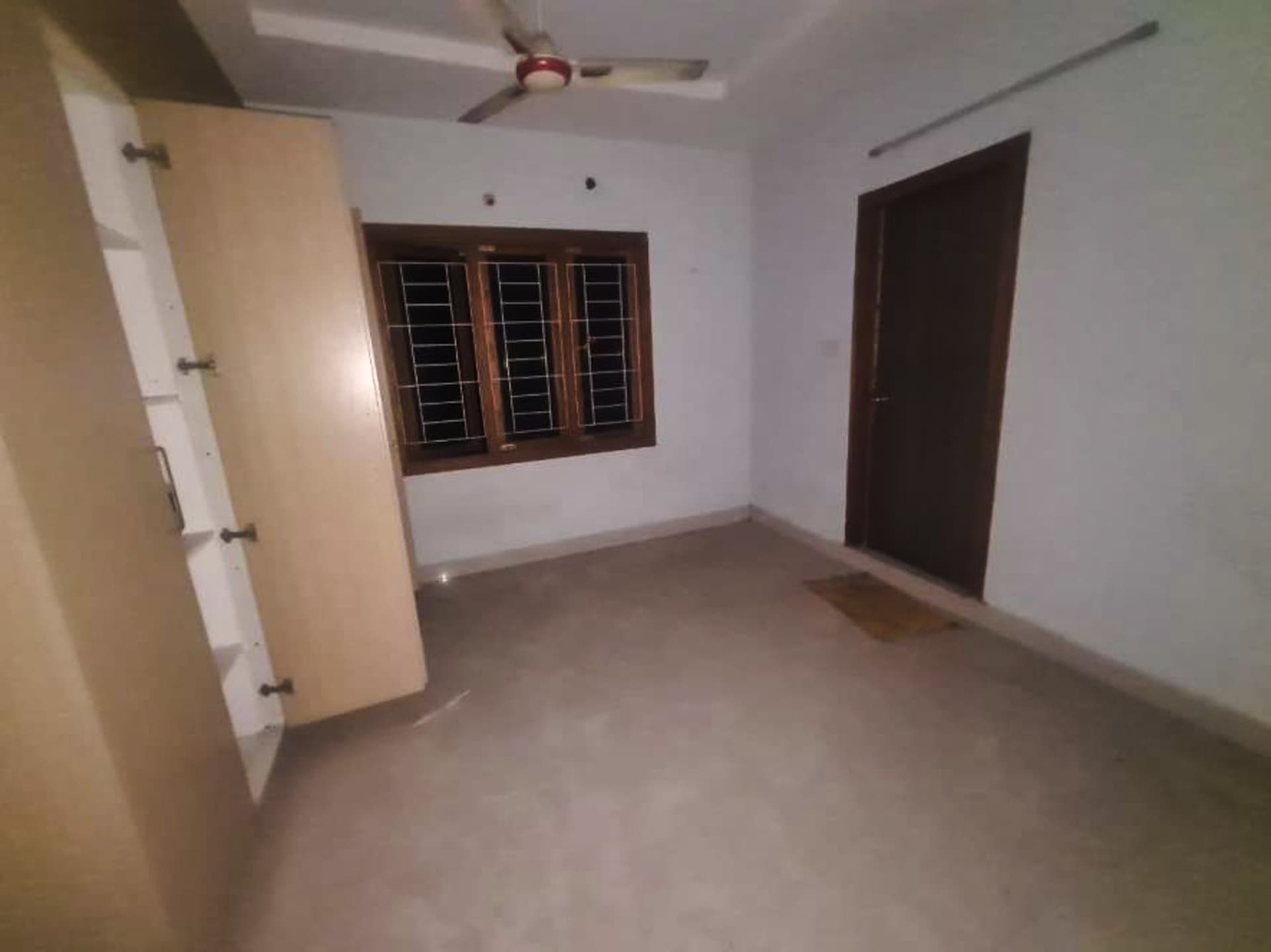 Property Photos 6
