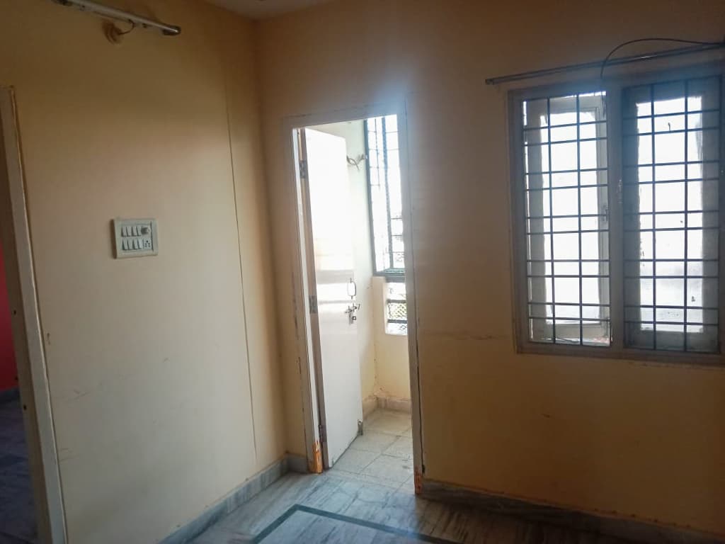 Property Photos 36