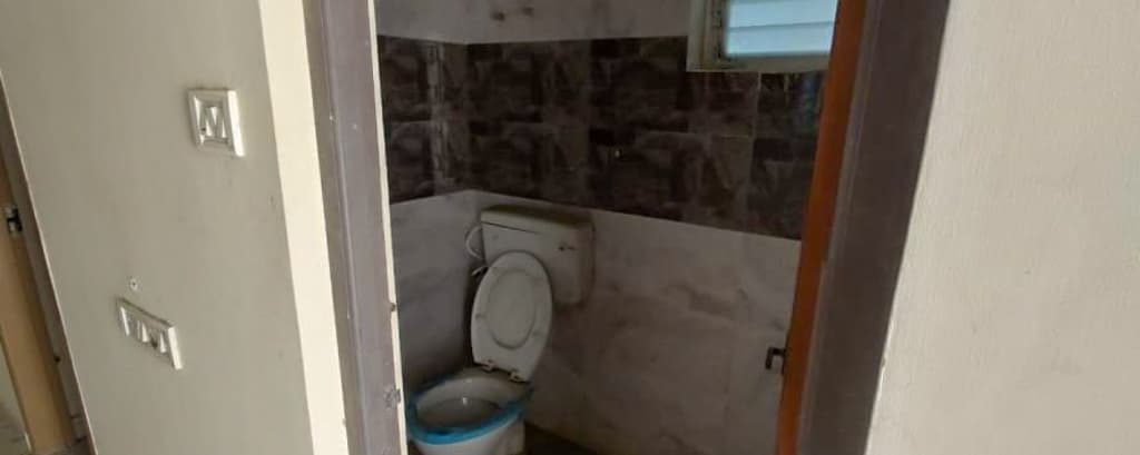 Property Photos 26