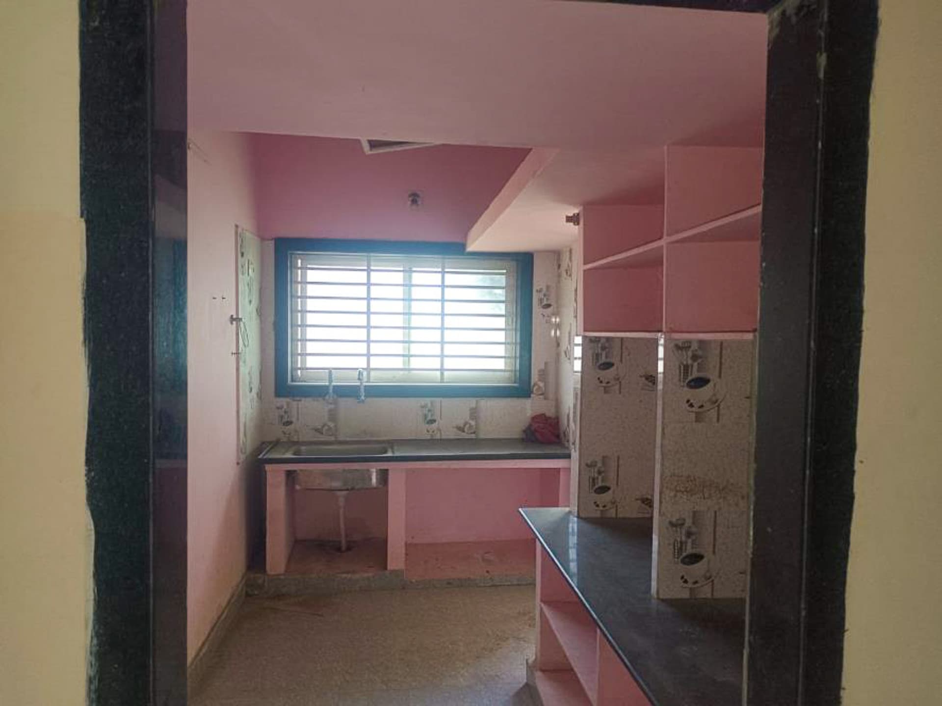 Property Photos 26