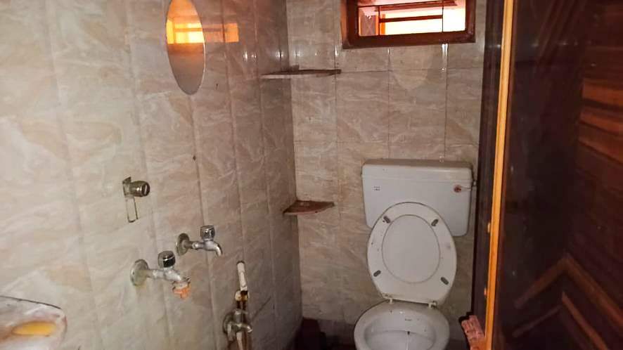 Property Photos 8