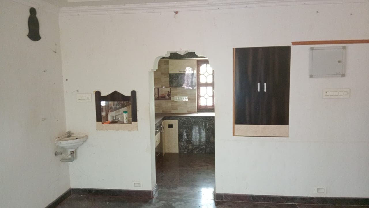 Property Photos 13