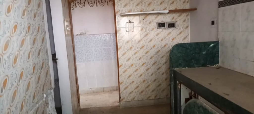 Property Photos 6