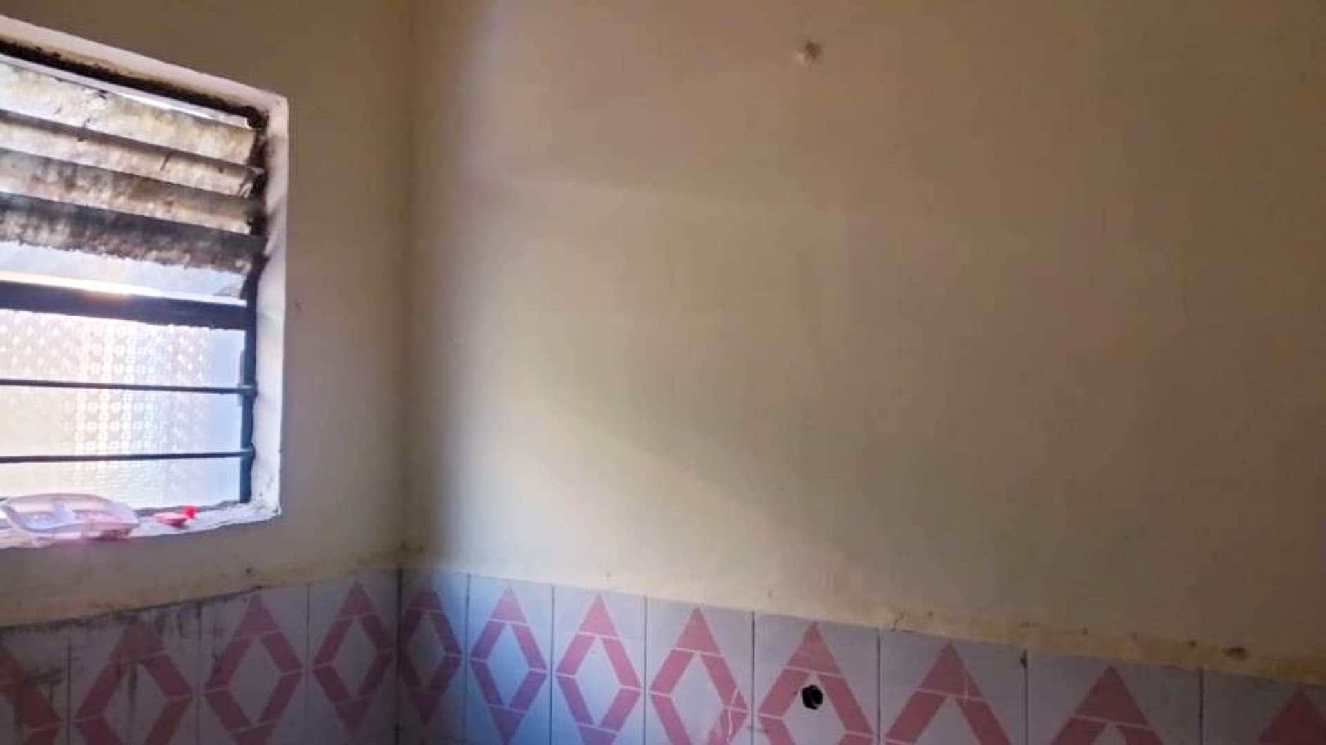 Property Photos 8