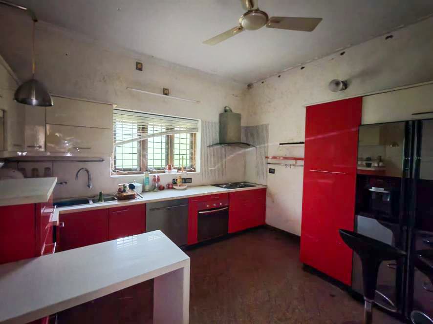 Property Photos 25