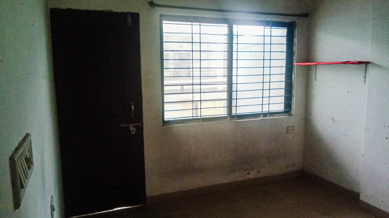 Property Photos 7