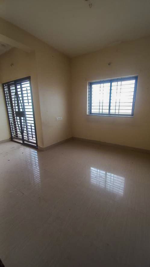 Property Photos 8