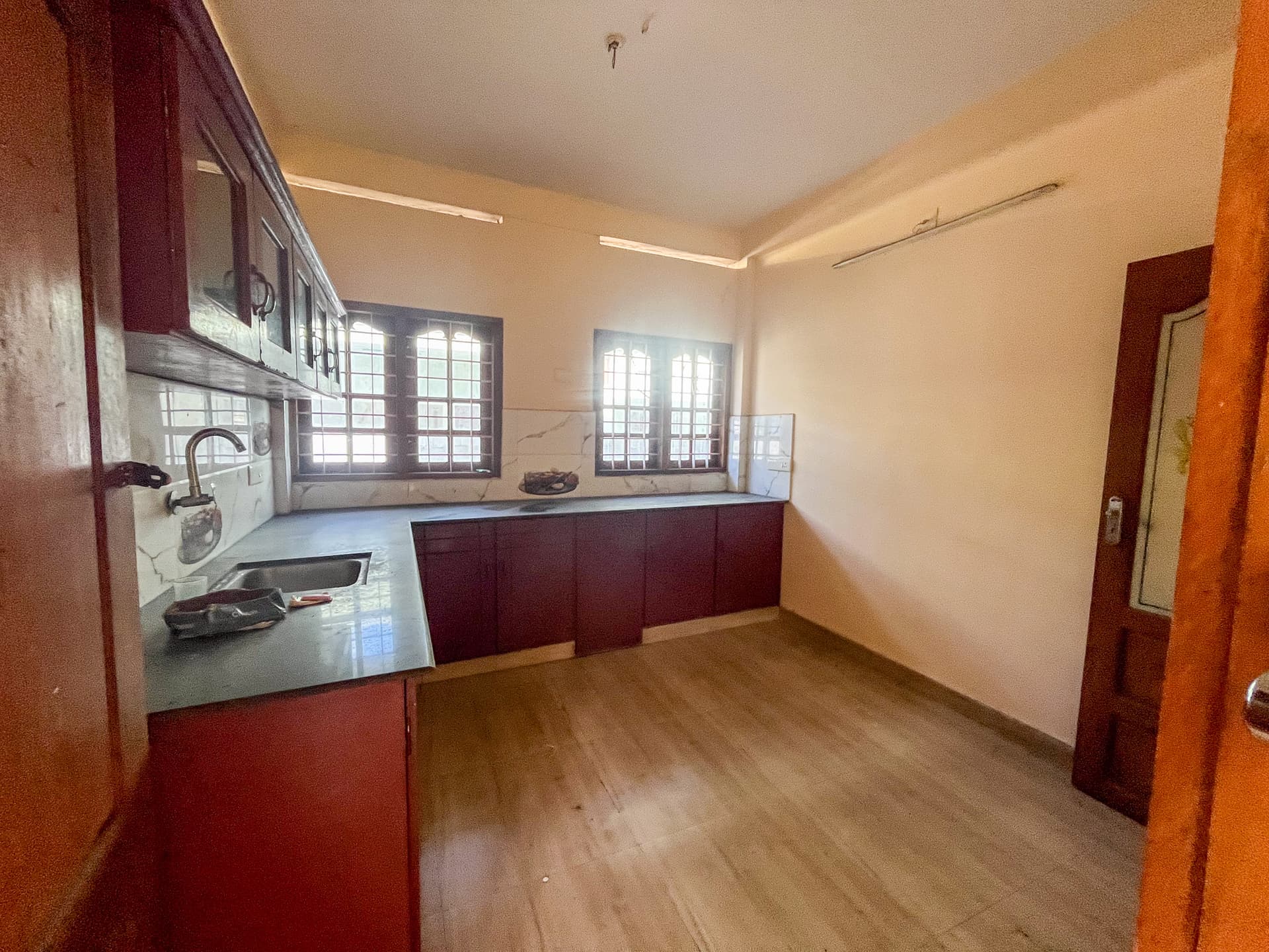 Property Photos 8