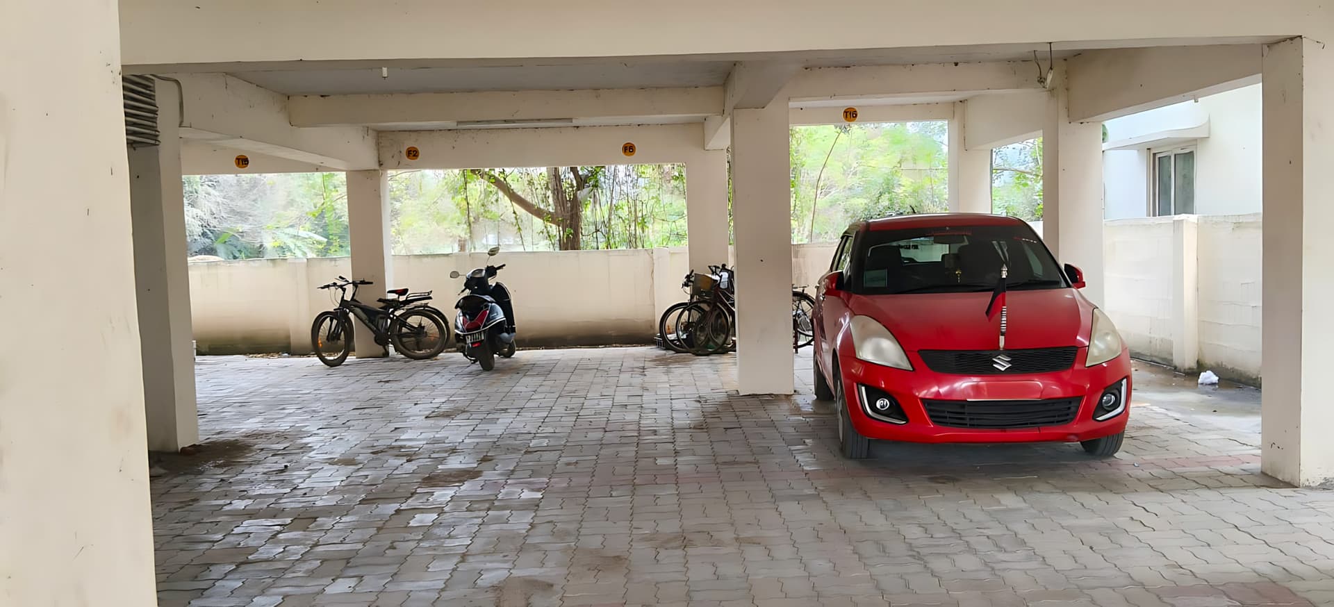 Property Photos 17