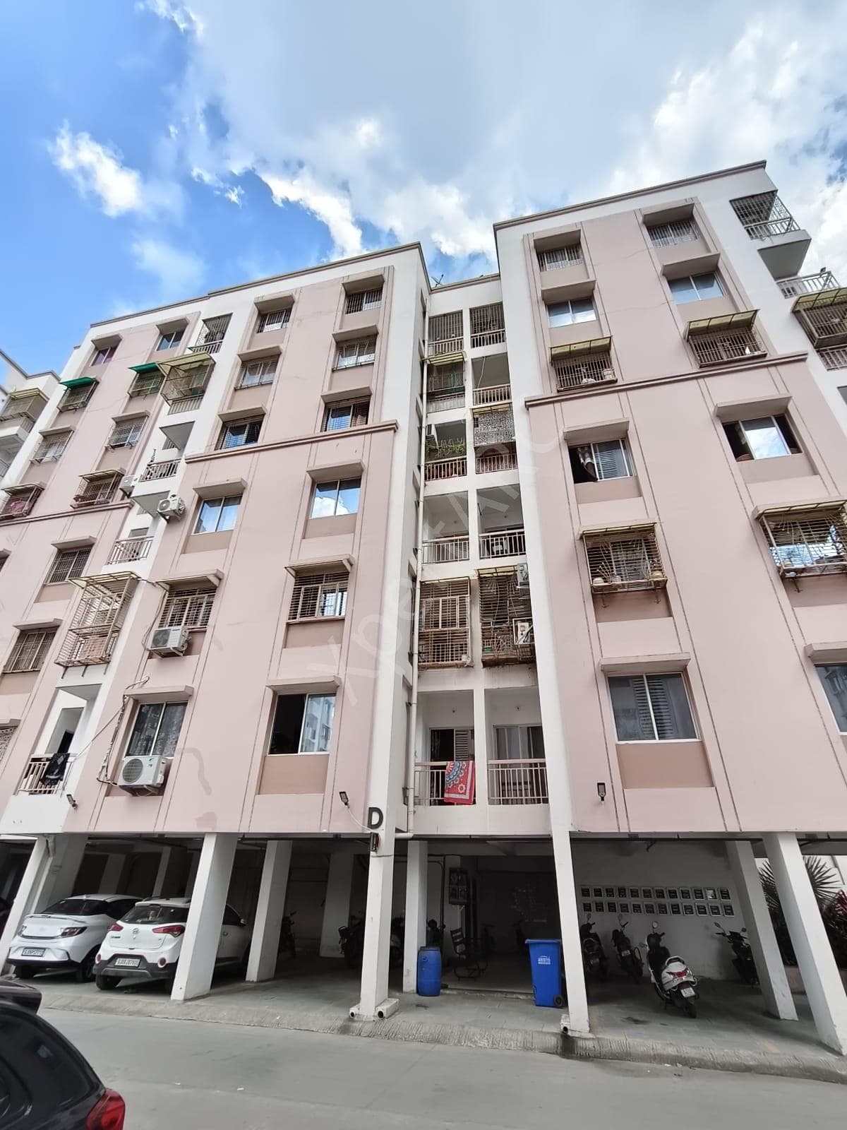 Property Photos 8