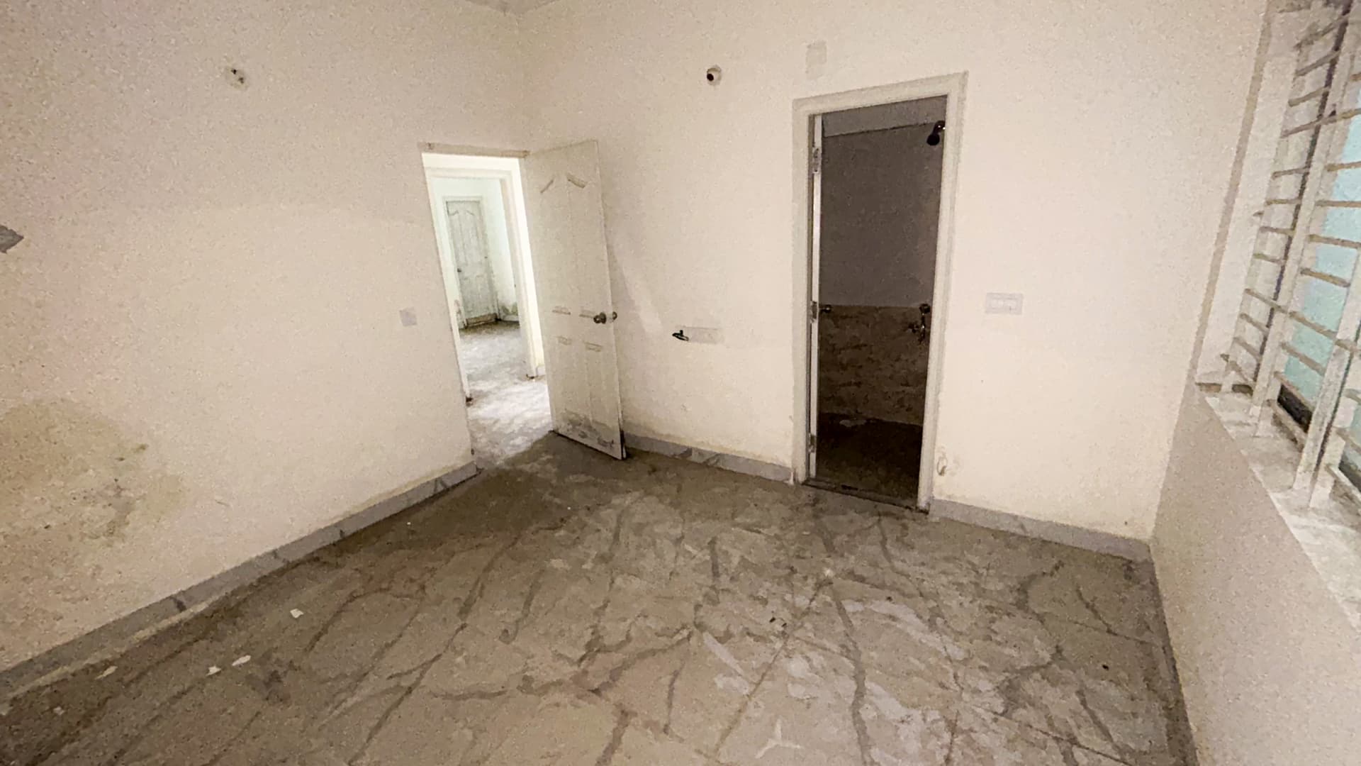Property Photos 4