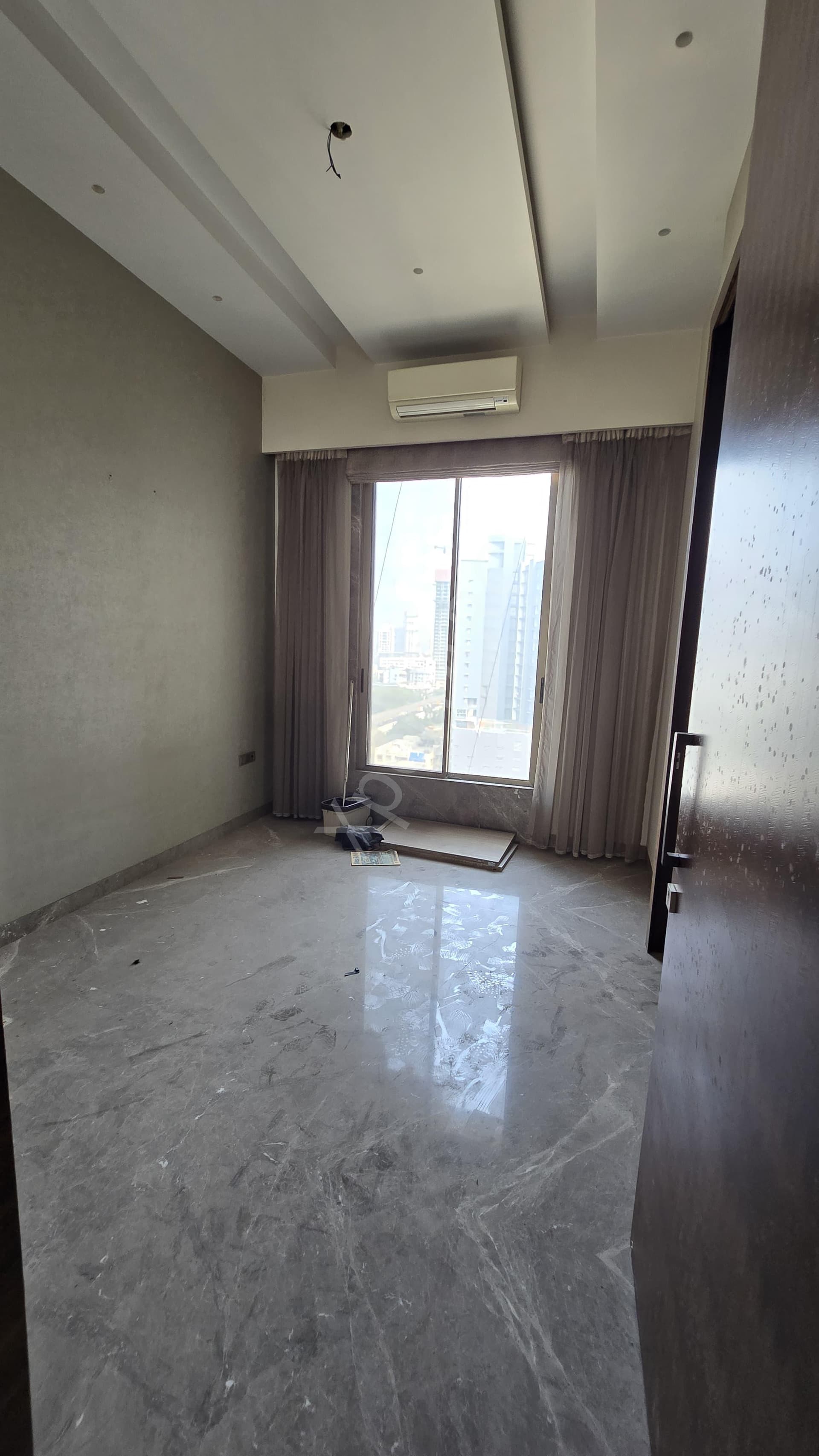 Property Photos 22