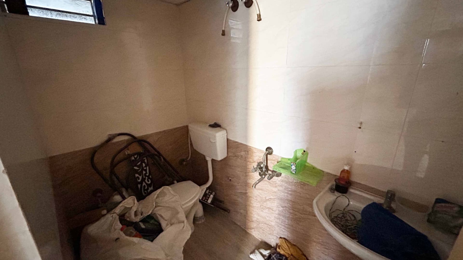 Property Photos 5