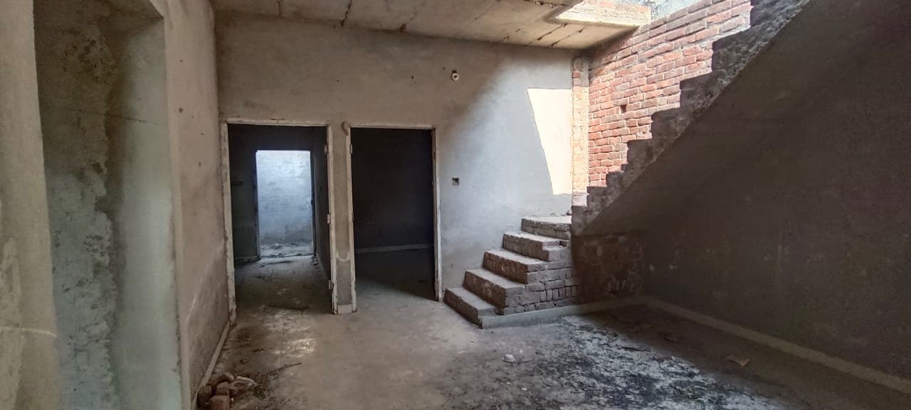 Property Photos 9
