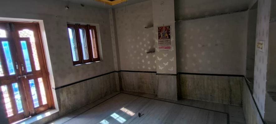 Property Photos 23