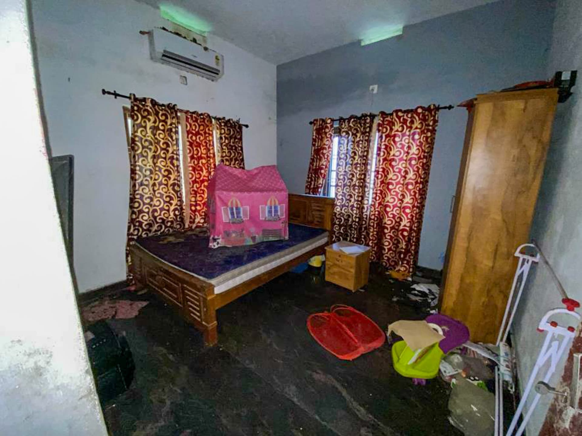 Property Photos 17