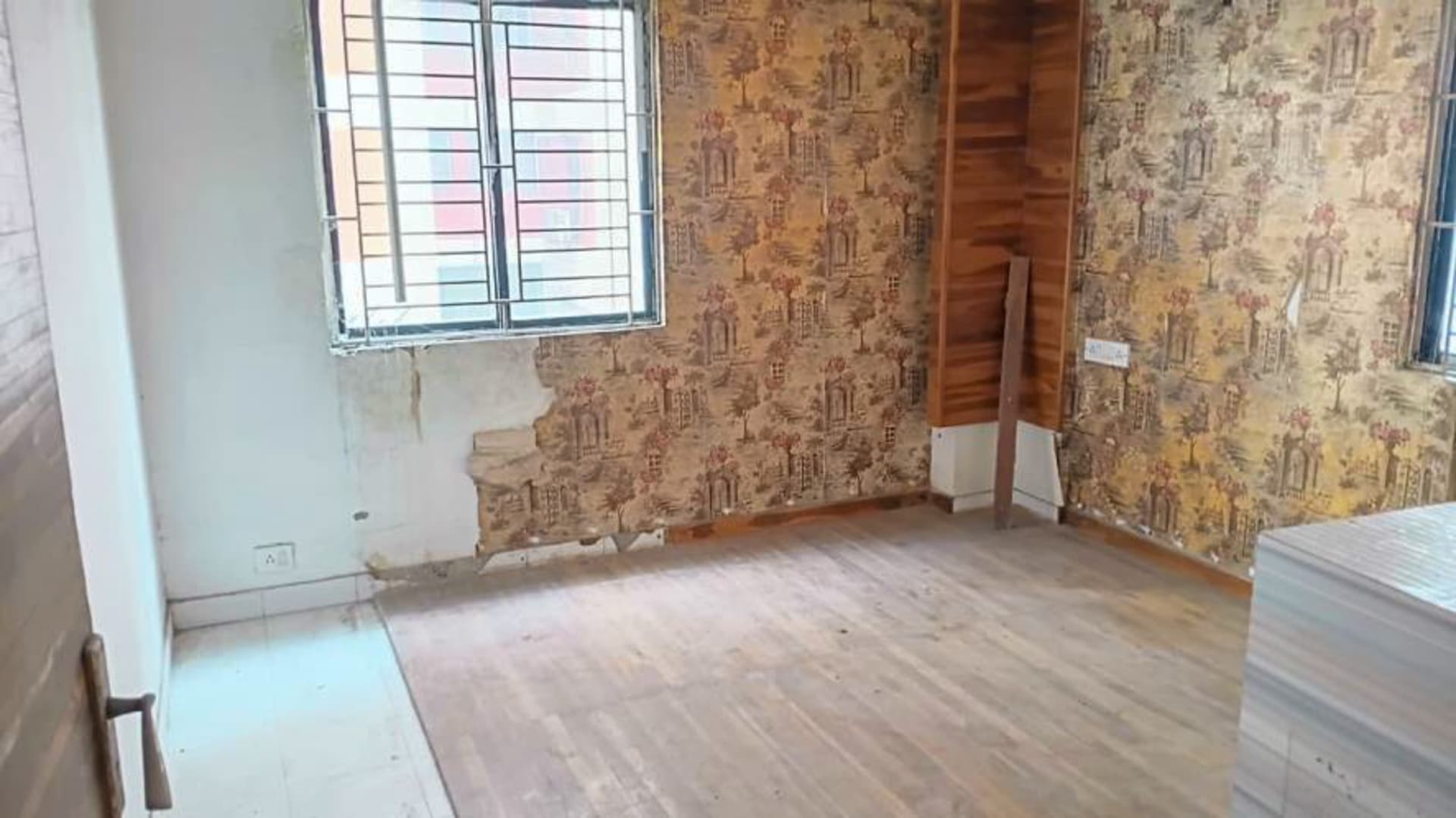 Property Photos 17