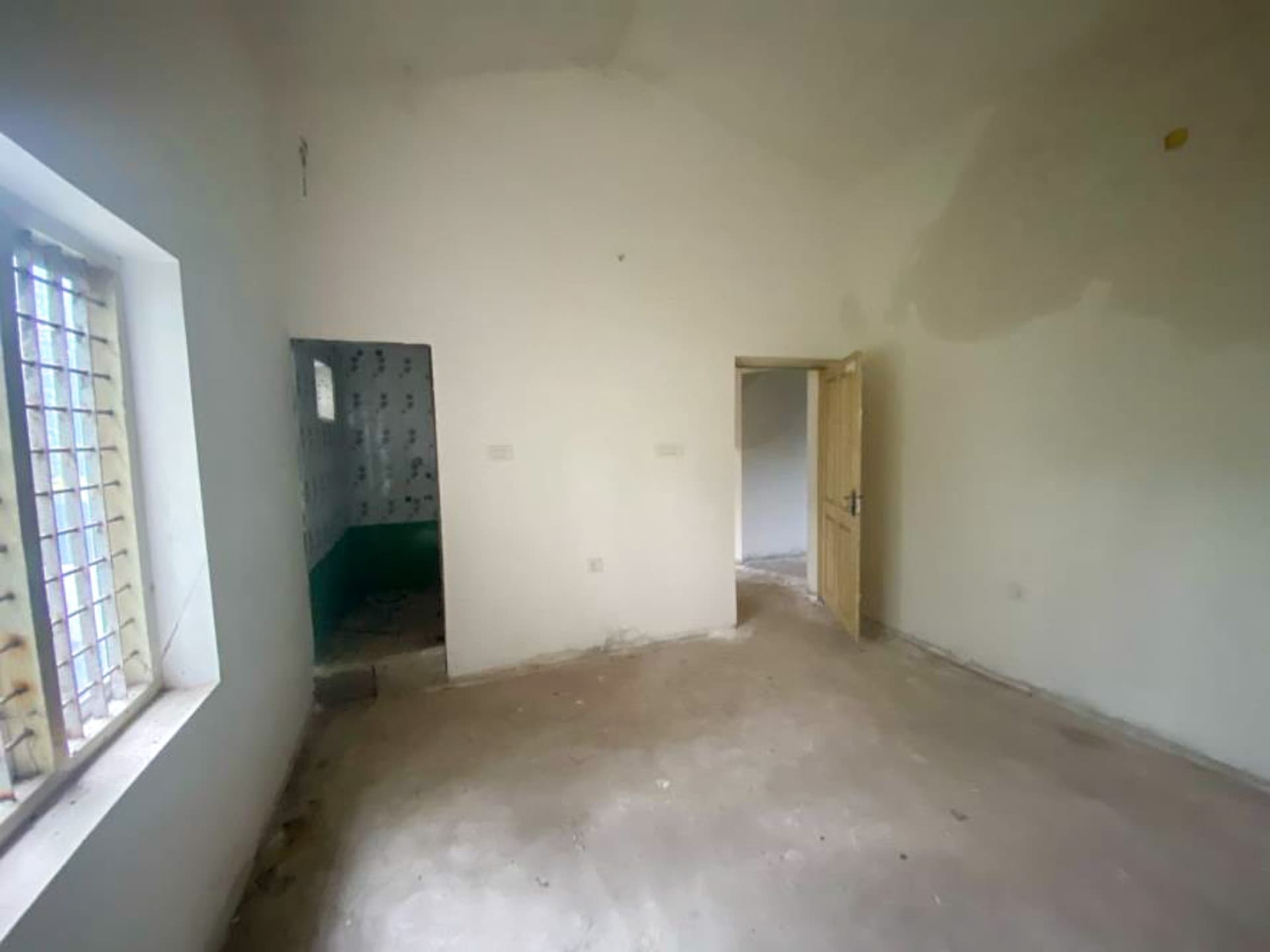 Property Photos 33