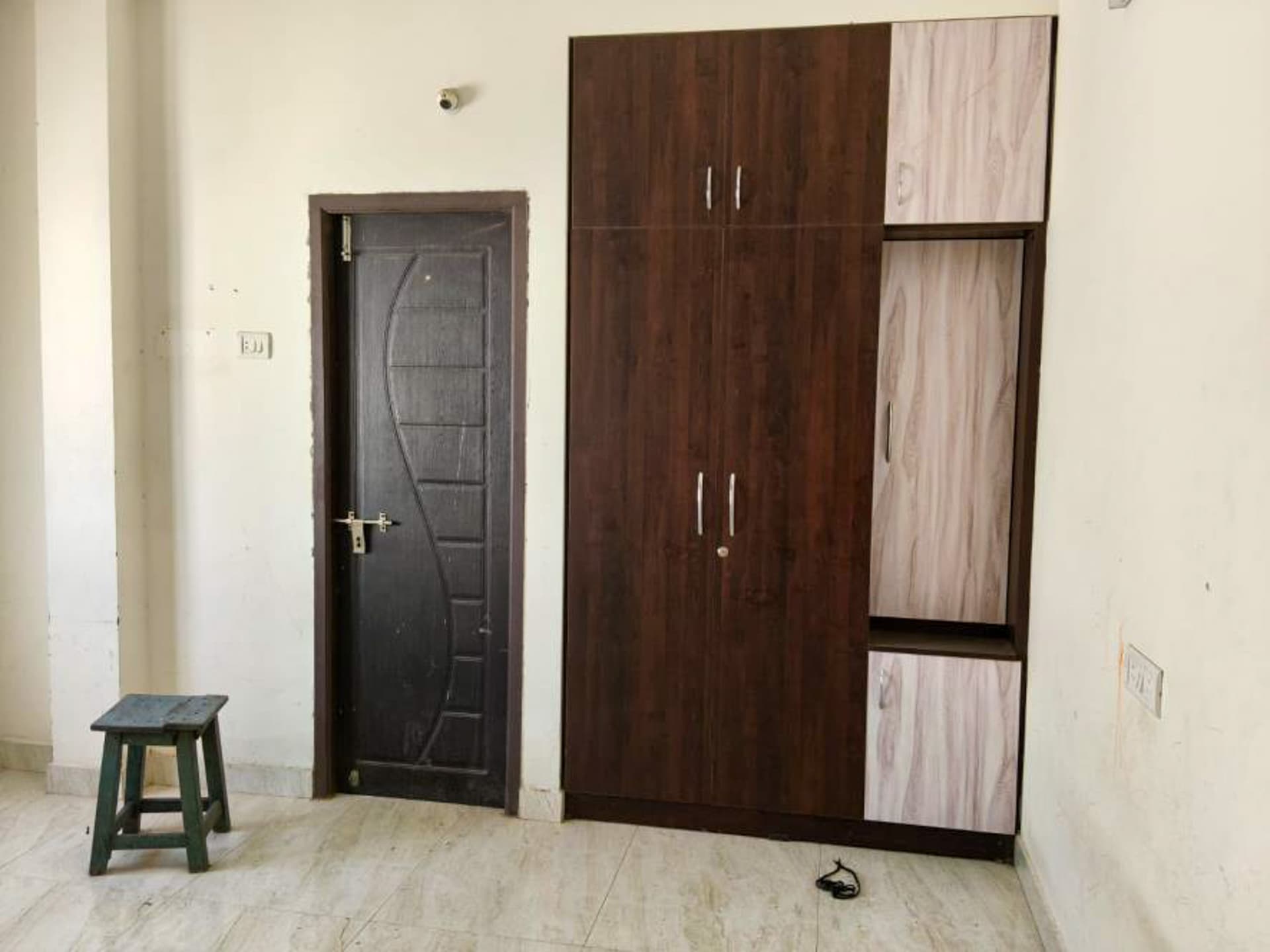 Property Photos 11