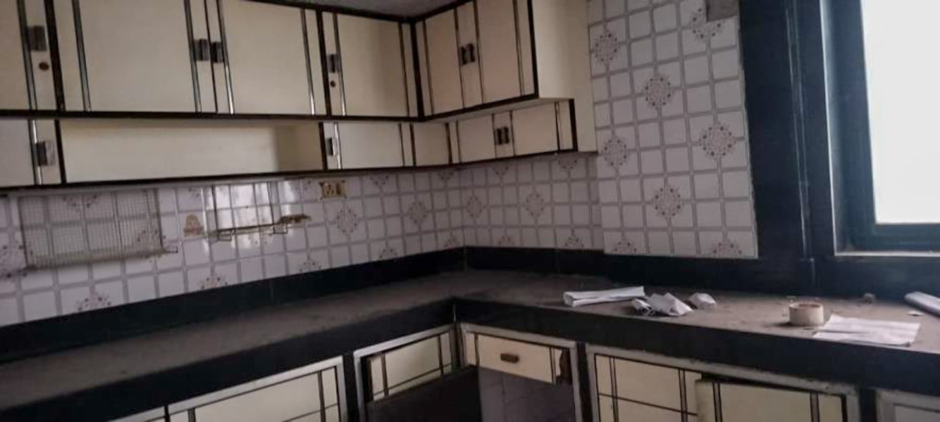 Property Photos 17