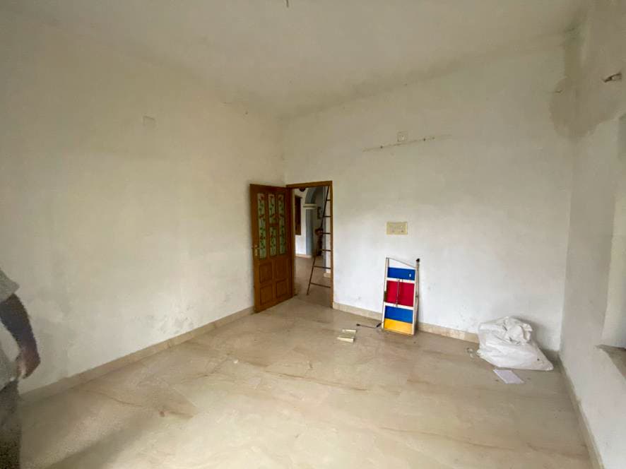 Property Photos 8