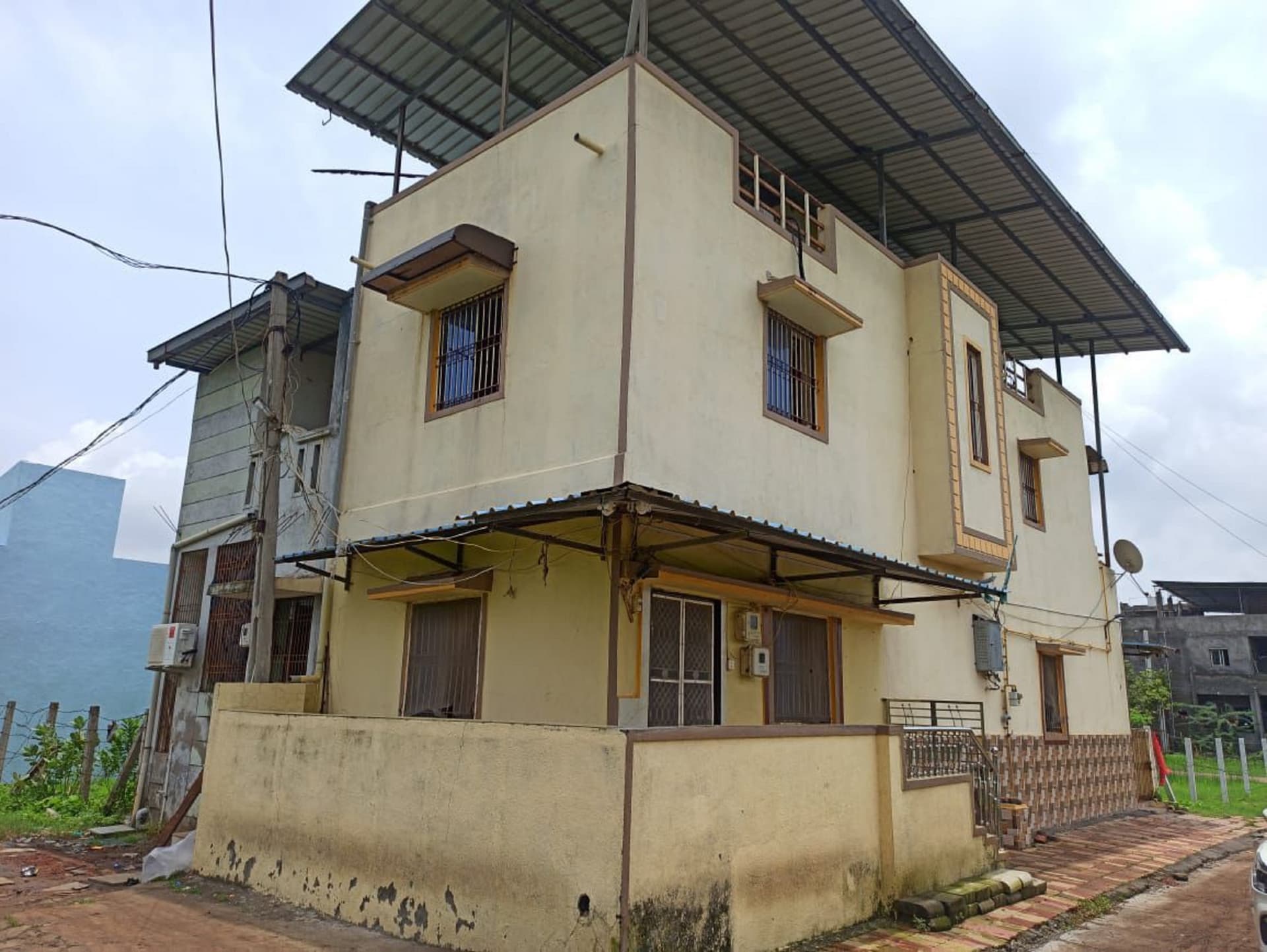 Property Photos 1
