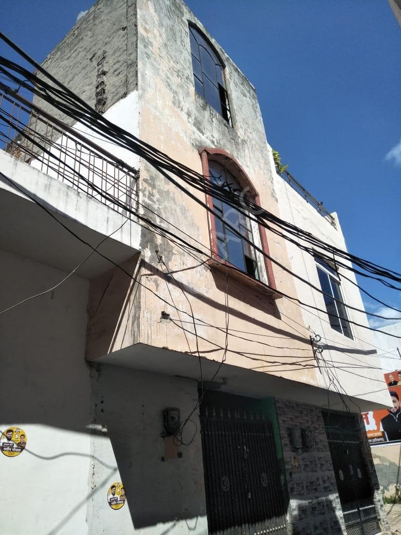 Property Photos 6