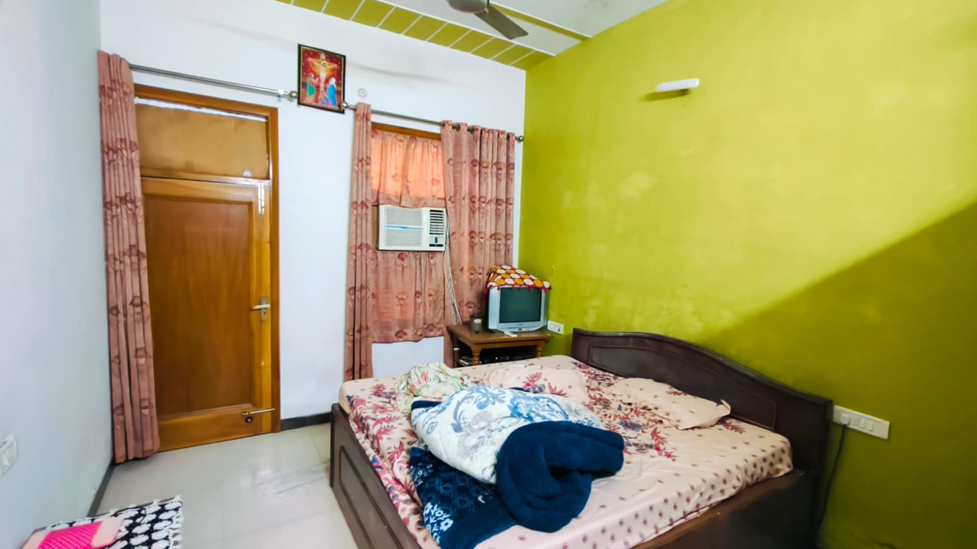 Property Photos 22