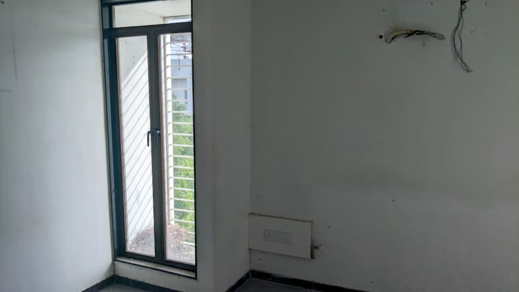 Property Photos 22