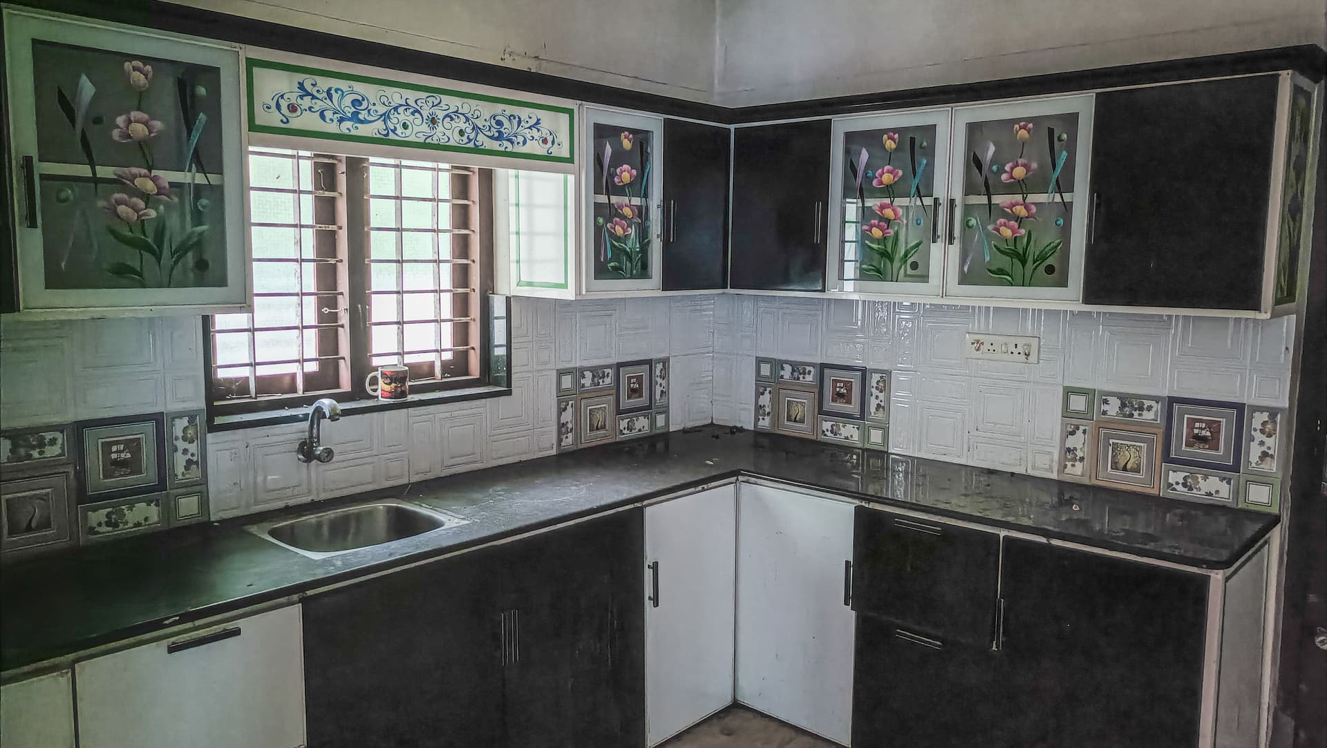 Property Photos 6