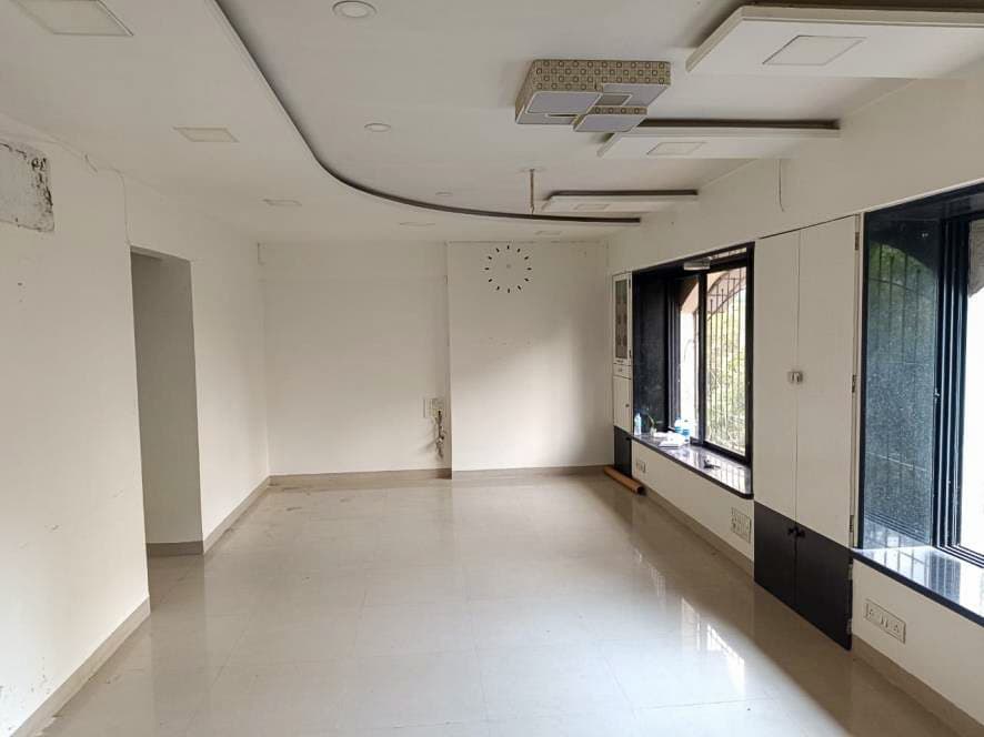 Property Photos 17