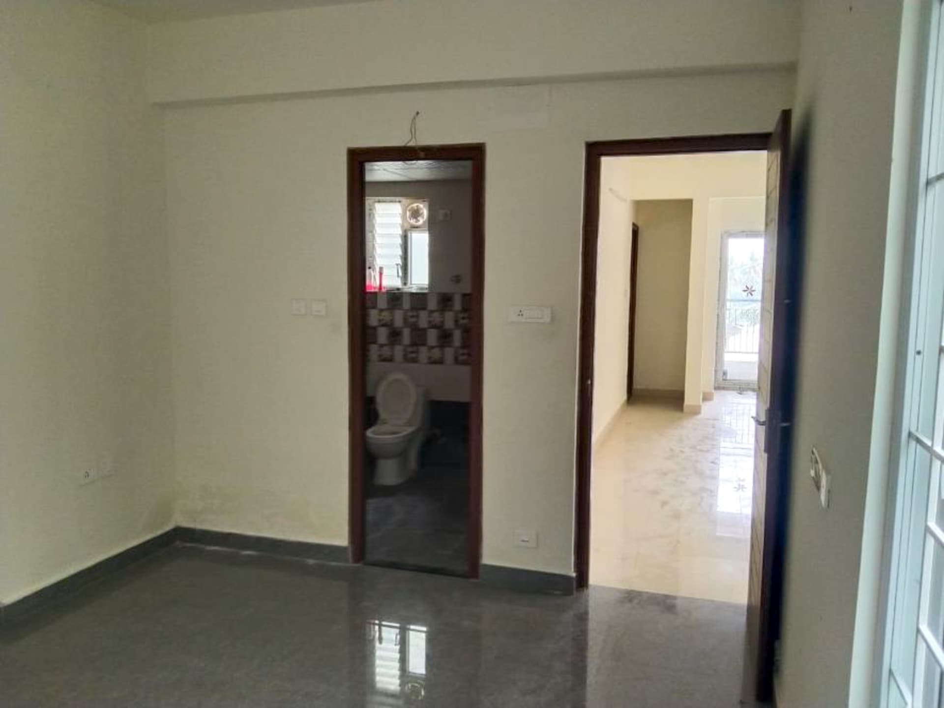 Property Photos 9
