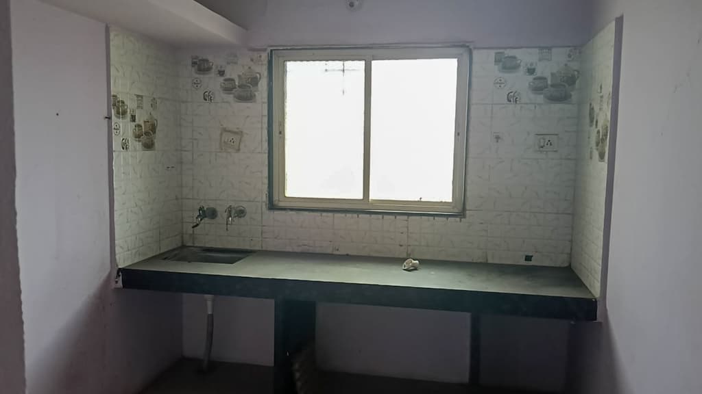 Property Photos 8