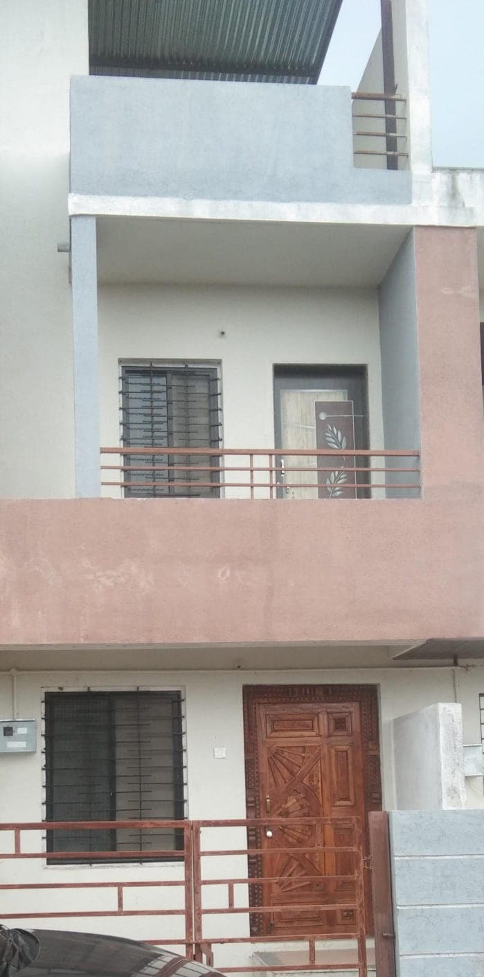 Property Photos 1